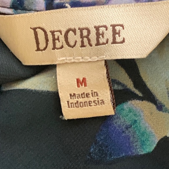 Decree Blouse SZ - M - Picture 5 of 6